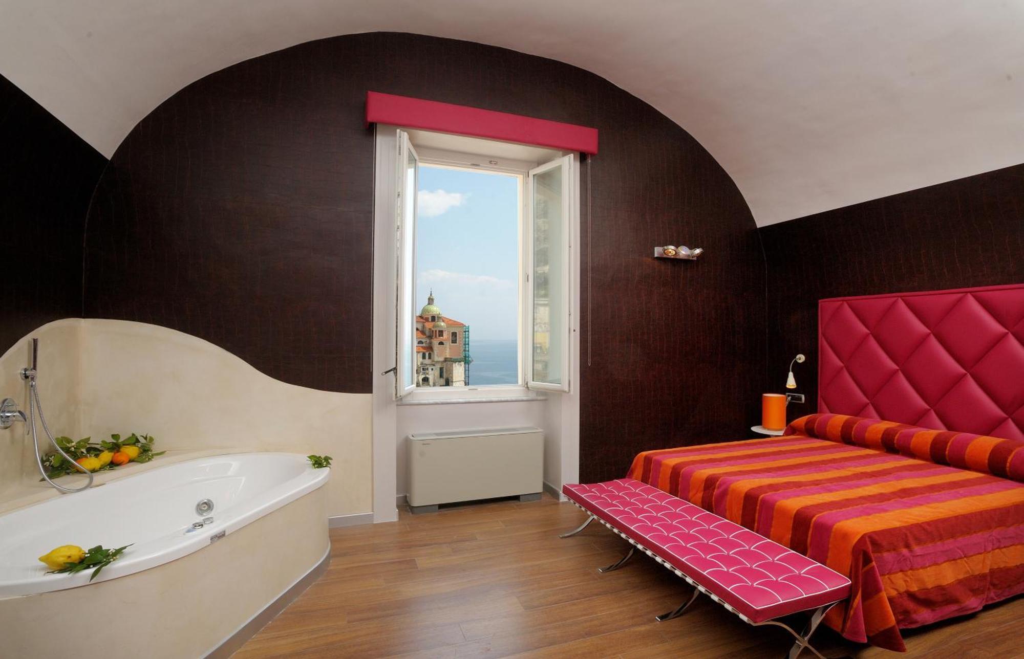 Palazzo Ferraioli - Hotel & Wellness Atrani Exteriör bild